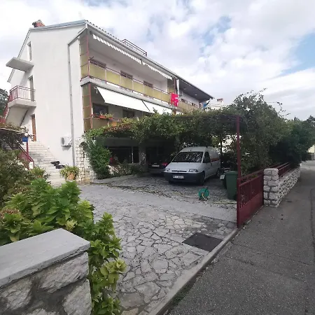 Andrija 2+1 Apartment
